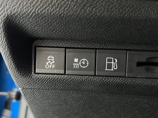 Peugeot 308 Plug-in Hybrid 225 EAT8 Automaat GT  | Schuifdak | Leder | Camera rondom | Focal Audio | / 34