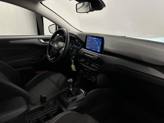 Ford Focus Wagon 1.0 EcoBoost Connected CARPLAY NAVI CRUISE STUUR/STOELVERWARMING. / 13