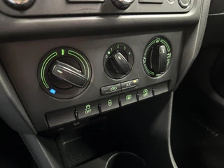 Skoda Rapid 1.2 TSI Greentech Active AIRCO NAVI CRUISE LM 71000 KM. / 40