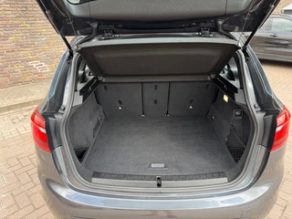 BMW 2 Series 218I Sport Line Automaat Navi Cruise LED / 20
