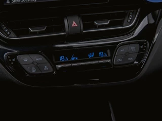 Toyota C-HR 1.8 Hybrid Bi-Tone CAMERA | JBL | STOELVERWARMING / 16