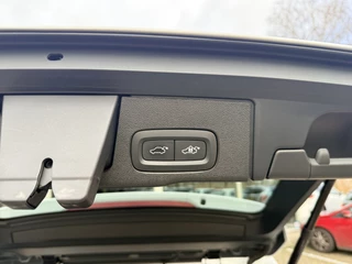 Volvo XC60 2.0 Recharge T6 AWD Inscription  | Stoelventilatie | LED | Keyless | Apple Carplay | Stuur- en stoelverwarming |  Pano / 70