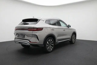 BYD SEAL U 1.5 DM-i PHEV AWD Design 324 PK | Bountless Cloud l HUD l Pano l 360 l Voorraad / 7