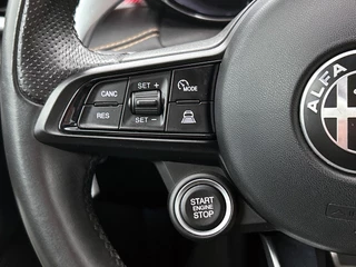 Alfa Romeo Tonale 1.3T PHEV Edizione Speciale Camera | Adaptive Cruise | 20 inch / 18