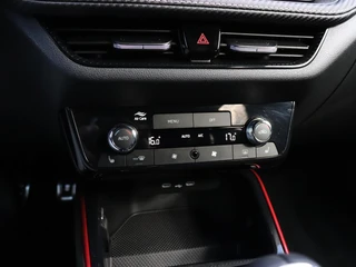 Skoda Fabia 1.0 TSI Monte Carlo | AUT. | SPORTSTOELEN | CAMERA | STOELVERW. | CRUISE | NAVI | APPLE CARPLAY | / 23