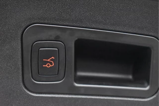 Tesla Model S 75D incl. BTW 334 PK  | 4x4 | NL- AUTO | Autopilot | Panoramadak | Luchtvering | Carplay | Camera | 21' inch | Dodehoek detectie | Voorstoelen verwarmd / 37
