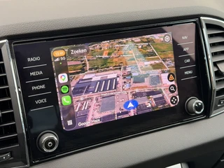Skoda Karoq 1.5 TSI DSG Pano Camera Canton Leder/alca Trekhaak CarPlay Keyless Sfeer / 29