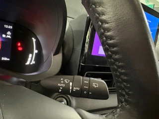 Toyota Yaris 1.5 Hybrid 115 First Edition/ NL auto/ Automaat/ Achteruitrijcamera / 15