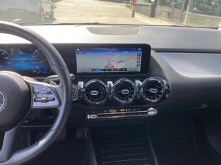 Mercedes GLA 200 163pk 7G-DCT Business Solution / 25