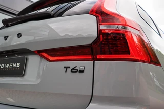 Volvo XC60 T6 AWD Ultra Black Edition 360 Cam Pano Trekhaak 21 inch Alarm / 20