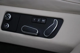 Bentley Flying Spur 6.0 W12 | LEDER | SCHUIFDAK | KERAMISCH | NAIM SOUNDSYSTEM | ENTERTAINMENT ACHTERIN | STOELVERKOELING/VERWARMING | MASSAGE | CAMERA | AIRCO | CRUISE | NAVI | / 29