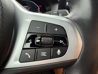 BMW 5-serie Touring 530e Executive M-SPORT - LEER - ACC - STOELVERWARMING / 39