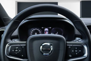 Volvo XC40 T5 Recharge Bright 262PK Plug-in Hybrid Carplay | Camera | Keyless | / 9