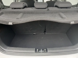HYUNDAI I10 1.0i Comfort Smart / AUTOMAAT! / Navigatie / Cruisecontrol! / / 12