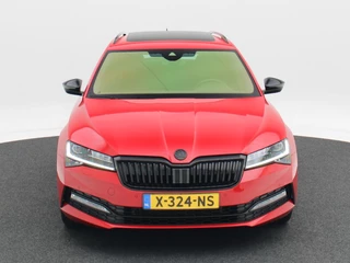 Škoda Superb Combi 1.5 TSi 150 Pk Automaat Sportline Business | Panoramadak | Trekhaak | Virtual Cockpit | Adaptive Cruise | Camera | LED | 19 Inch | 53.466 Km! / 43