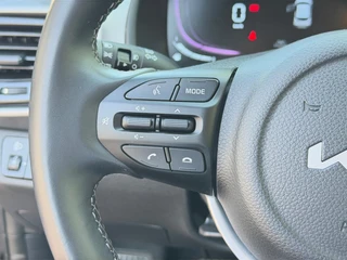 Kia Stonic 1.0 T-GDi MHEV DynamicLine Navigatie | Climate Control | Cruise Control | Apple CarPlay & Android Auto | Resterende fabrieksgarantie TM 150.000 KM | 2035 / 22
