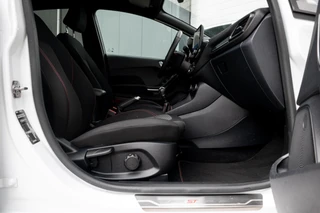 Ford Fiesta 1.0 EcoBoost Hybrid ST-Line|WINTERPACK|KEYLESS|CLIMATE|CARPLAY|PDC|PARK ASSIST / 34