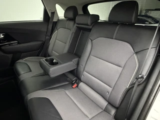 Kia e-Niro Edition 64 kWh SOH 93,8% | Camera | Stoel/Stuurverwarming | Carplay&Android | Adaptieve Cruise / 26