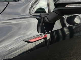 Volkswagen Golf 2.0 TSI GTI Clubsport | Panoramadak | Camera / 29