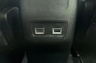 Peugeot 208 1.2 Hybrid 145 e-DCS6 GT | 17 Inch | Automaat | Achteruitrijcamera | Apple carplay | Voorstoelen verwarmd | / 35