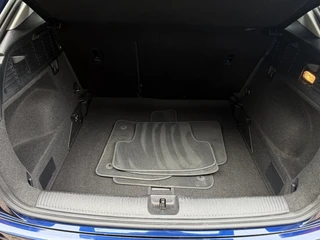 Audi Q2 35 TFSI S 150pk Edition / CarPlay / 22