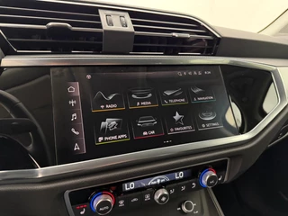 Audi Q3 35 TFSI Advanced Automaat | Parkeersensoren | Adaptive Cruise Control | Stoelverwarming | Apple CarPlay / 19