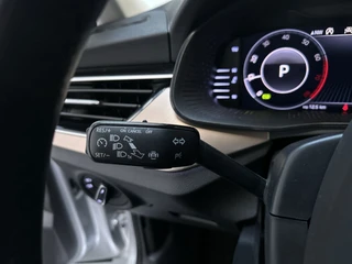 Skoda Scala 1.0 TSI 116pk DSG Business Edition Stoelverwarming Navigatie Parkeersensoren / 25