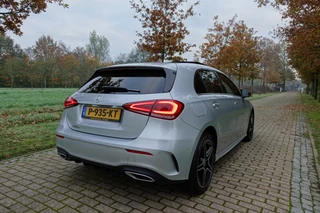 Mercedes-Benz A-Klasse 250 e Business Solution AMG Limited Pano / 6