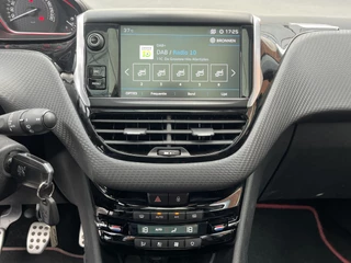 Peugeot 2008 PureTech 110 GT-line  | Trekhaak | Carplay/Android Auto | Panoramadak | / 11