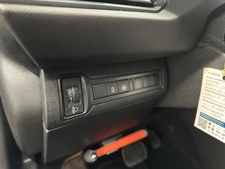 Peugeot 308 SW 1.2 PureTech Allure CARPLAY NAVI CRUISE ECC DAB. / 18
