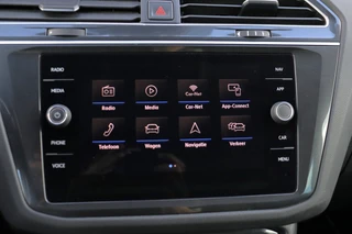 Volkswagen Tiguan 1.4 TSI ACT Highline Business R | Dealer Onderhouden | Led | Virtual | Stoelverwarming | Trekhaak | Carplay / 33