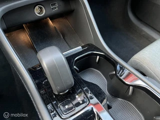 Volvo XC40 1.5 T4 Plug-in Hybrid 211PK Plus Dark H&K/PANODAK / 17