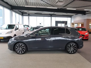 Volkswagen Golf 1.0 eTSi 110pk DSG Business 5-drs. CAMERA/KEYLESS/WINTERPACK/CARPLAY/17INCH / 19