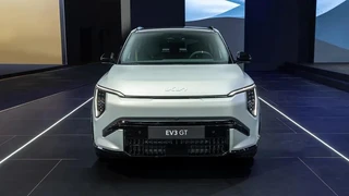 Kia EV3 GT AWD 81.4 kWh Launch control | Elektronisch adaptief onderstel met road-preview | 20" lichtmetalen GT-velgen | NIEUW TE BESTELLEN / 9