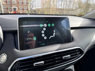 MG EHS 1.5 TGDI Luxury PHEV / 16