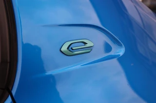 Peugeot e-208 EV Allure Pack 50 kWh|SOH 94%|Camera|Apple carplay/Android auto| / 24