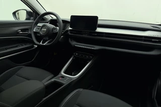 Jeep Avenger 1.2 e-Hybrid Summit Automaat | JBL Soundsystem| Navigatie | Draadloze telefoonlader | Elektrische achterklep | Camera | Keyless | Carplay / 17