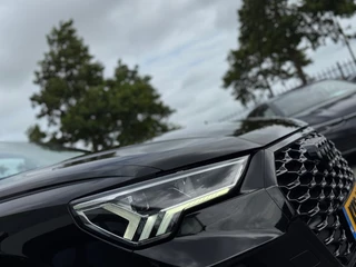 Audi Q3 Sportback 35 TFSI S Edition * Panoramadak * Matrix Led * Camera / 14