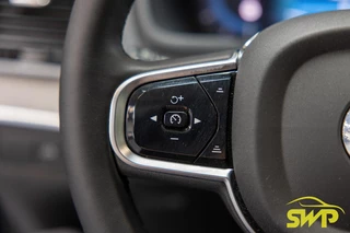 Volvo XC90 2.0 T8 Recharge AWD Ultimate Dark | Pano | Trekhaak zwenkbaar | Massage | Stoelventilatie | Harman Kardon | HUD | 4-zone | BLIS | ACC | Full option / 14