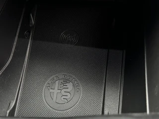 Alfa Romeo Tonale 1.5T Hybrid Veloce Leder + Memory | Alfa dealer onderhouden | Harman/Kardon | 360 Camera | Winter Pack / 35