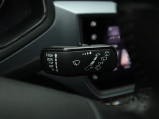 SEAT Arona 1.0 TSI Style Launch | Trekhaak | Navigatie | Camera | Stoelverwarming / 33