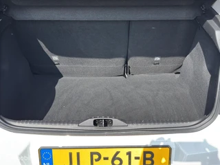 Citroen C3 1.2 PureTech C-Series / 23