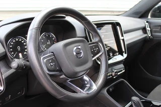 Volvo XC40 2.0 B4 R-Design  | Harman Kardon | Trekhaak | Memory | Adaptieve Cruise | Elektr. Achterklep / 5