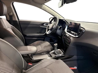 Kia Ceed 1.0 T-GDi DynamicPlusLine | Stoel/Stuurverwarming | Half Leder | Keyless Entry | Navigatie | Apple/Android Carplay | / 15