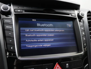 Hyundai i30 Wagon 1.6 GDi Comfort  | Trekhaak | Navigatie | Camera | / 38