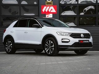 Volkswagen T-Roc 1.5 TSI Sport Business R | TREKHAAK | STOELVERWARMING | ADAPTIVE / 10