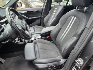 BMW X1 xDrive25e eDrive M pakket HUD LEER SPORT PANODAK / 20