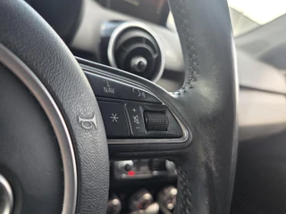 Audi A1 Sportback 1.0 TFSI Adrenalin / 17