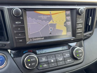 Toyota RAV4 2.5 Hybrid AWD ENERGY / 28