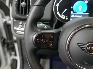 MINI Countryman 1.5 Cooper S E ALL4 Panoramadak | Harman Kardon | ACC | Head Up / 41